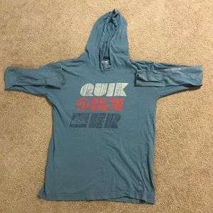 Longed sleeve hoodie.